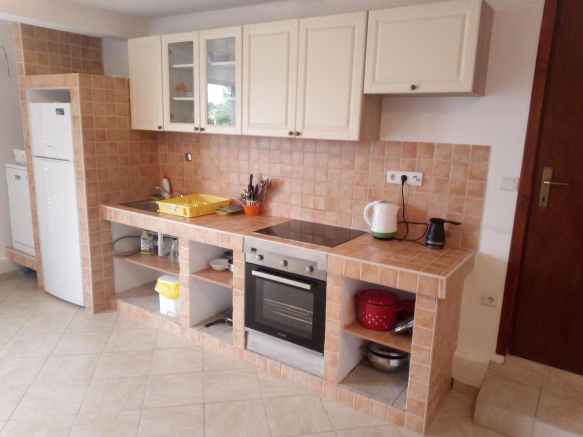 Apartmani Rab - Adrijana & Aleksandra Banjol ภายนอก รูปภาพ