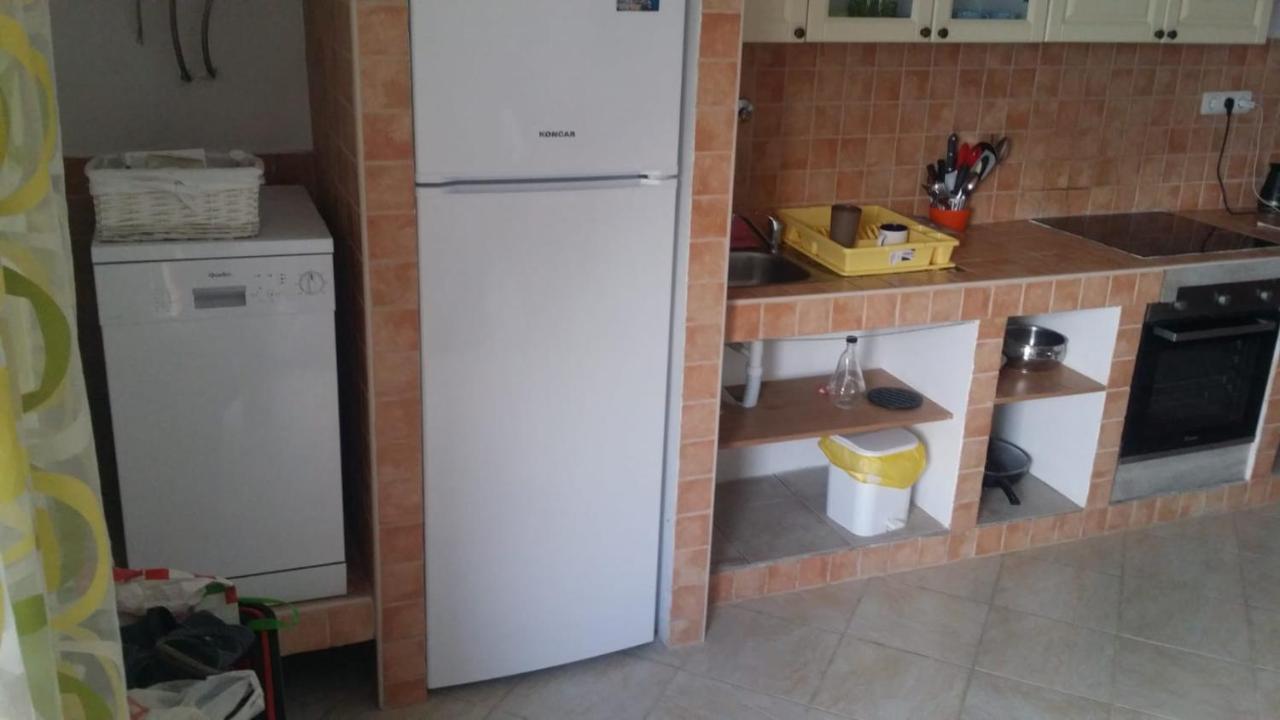 Apartmani Rab - Adrijana & Aleksandra Banjol ภายนอก รูปภาพ