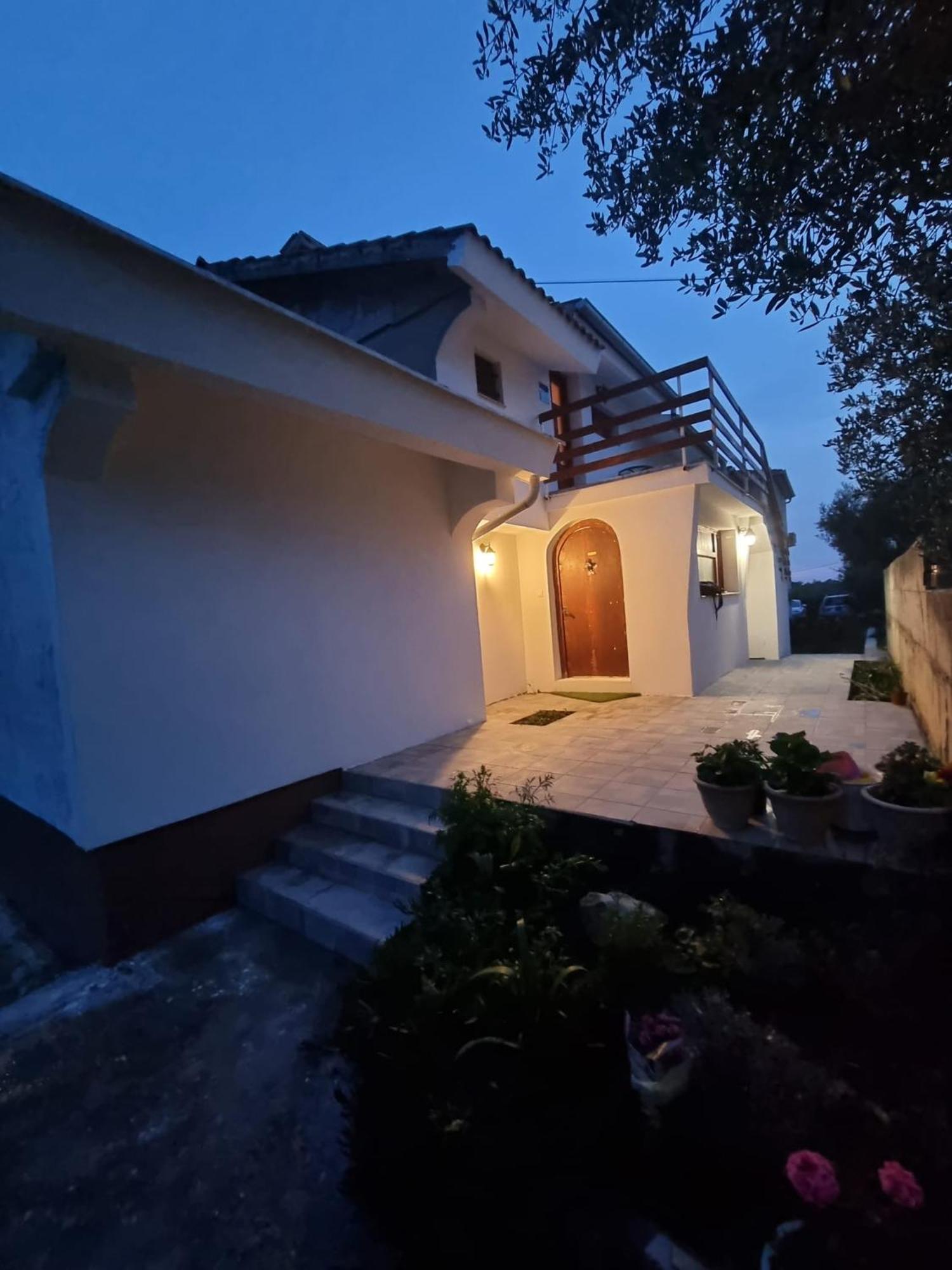 Apartmani Rab - Adrijana & Aleksandra Banjol ภายนอก รูปภาพ